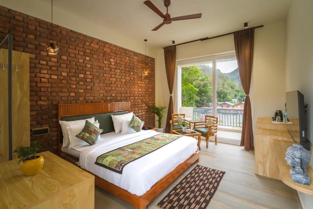 Tripli Hotels Sukritham x Solis Nature