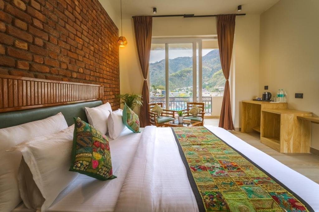 Tripli Hotels Sukritham x Solis Nature