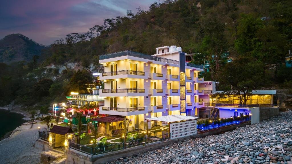Tripli Hotels Sukritham x Solis Nature