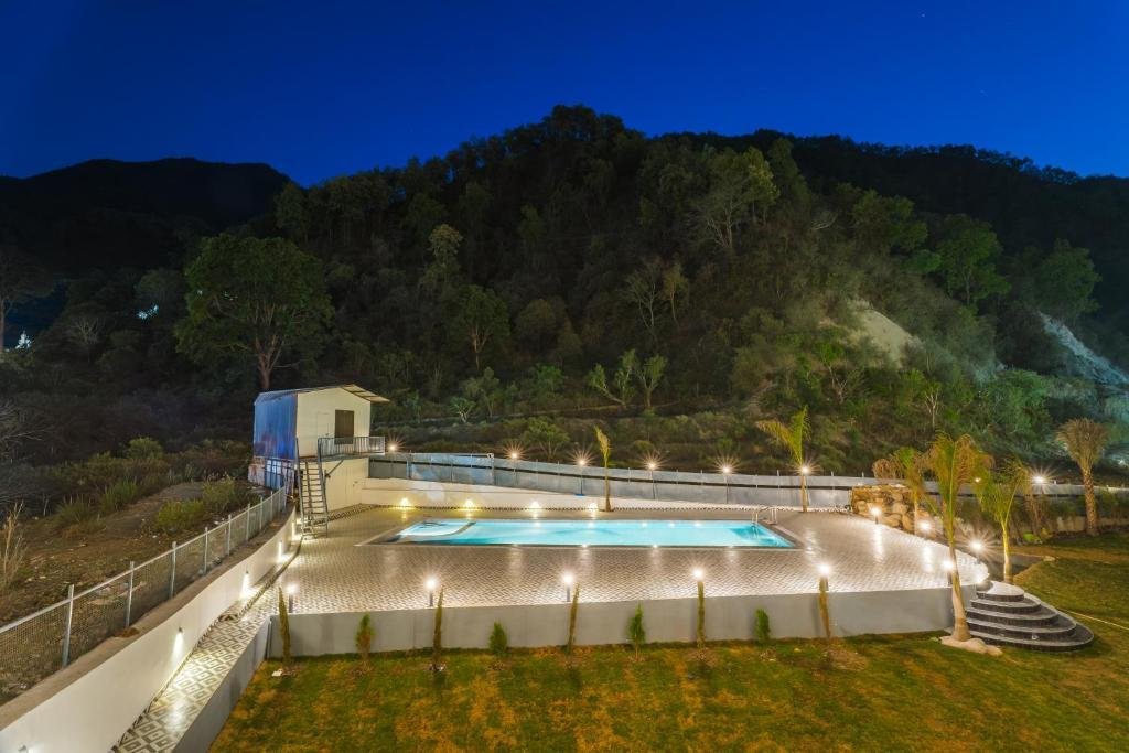 Tripli Hotels Lavanya Hills x Solis Nature