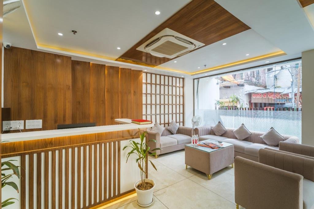 Tripli Hotels Sandalwood x Solis Nature