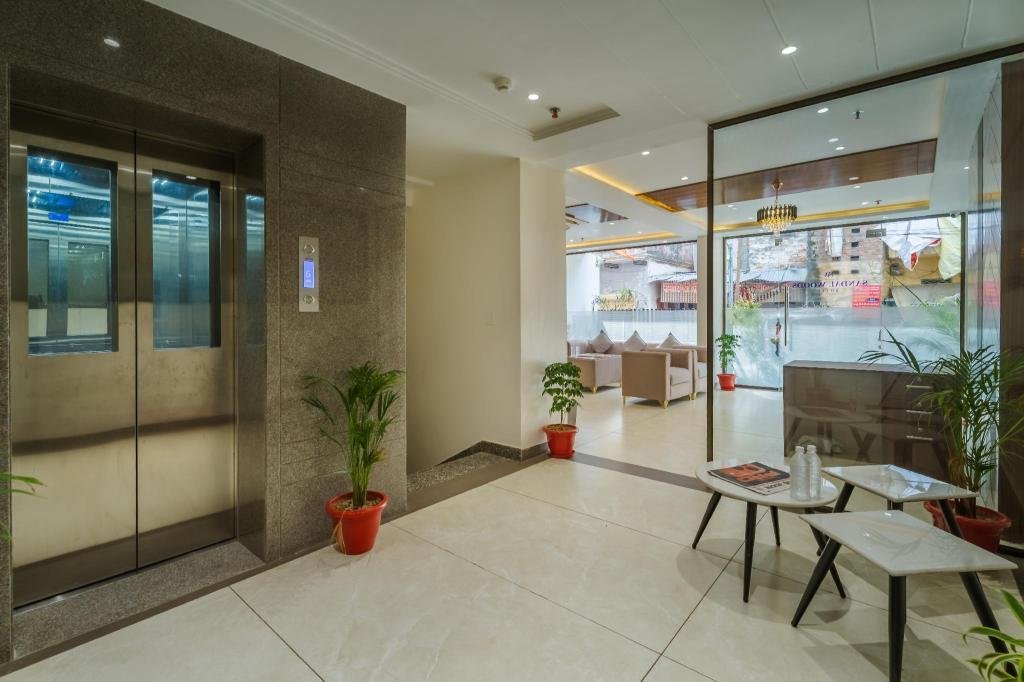 Tripli Hotels Sandalwood x Solis Nature