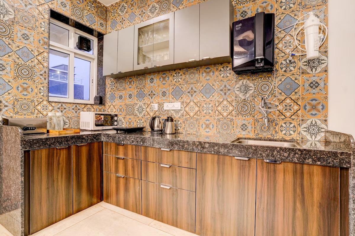 ELIVAAS Irene Jade 3 bhk x Solis Nature