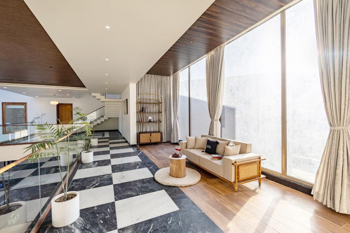 ELIVAAS privé Kvanya Mansion 5bhk x Solis Nature