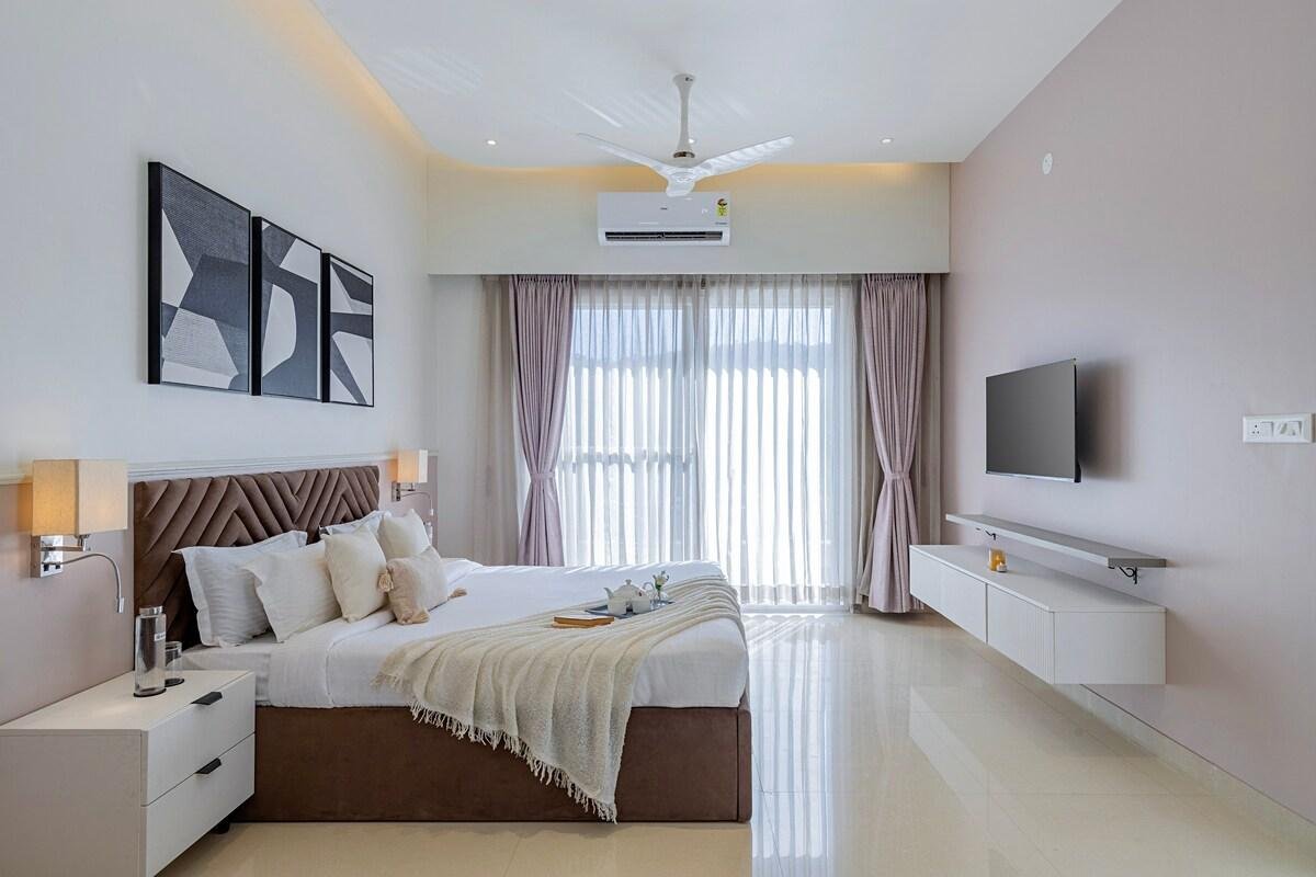 ELIVAAS Elite Sereno     4bhk x Solis Nature