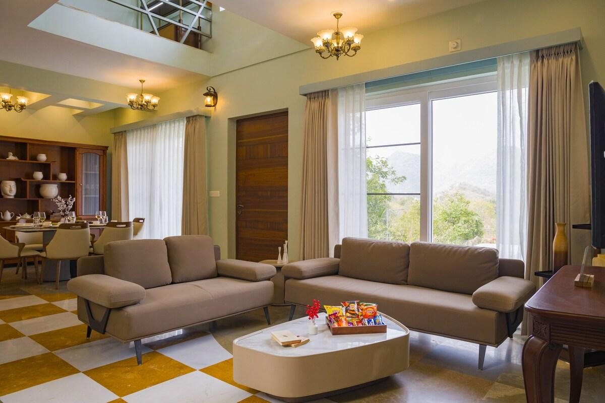 ELIVAAS Festiva Mansion     3Bhk x Solis Nature