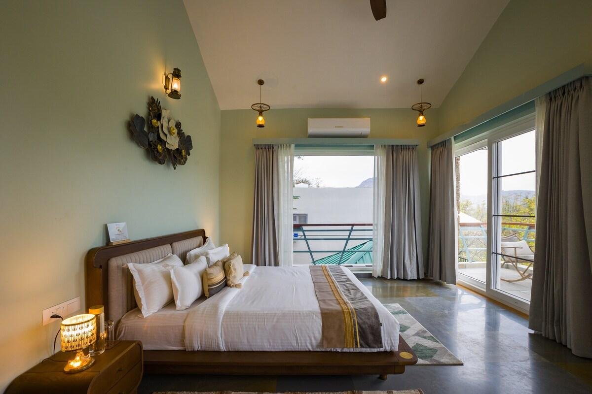 ELIVAAS Festiva Mansion     3Bhk x Solis Nature
