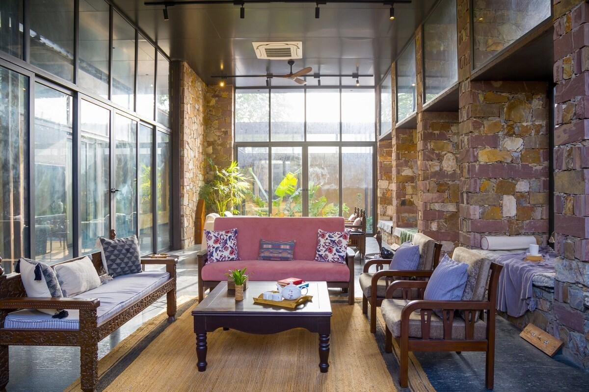 ELIVAAS Hari Bagh 4bhk x Solis Nature