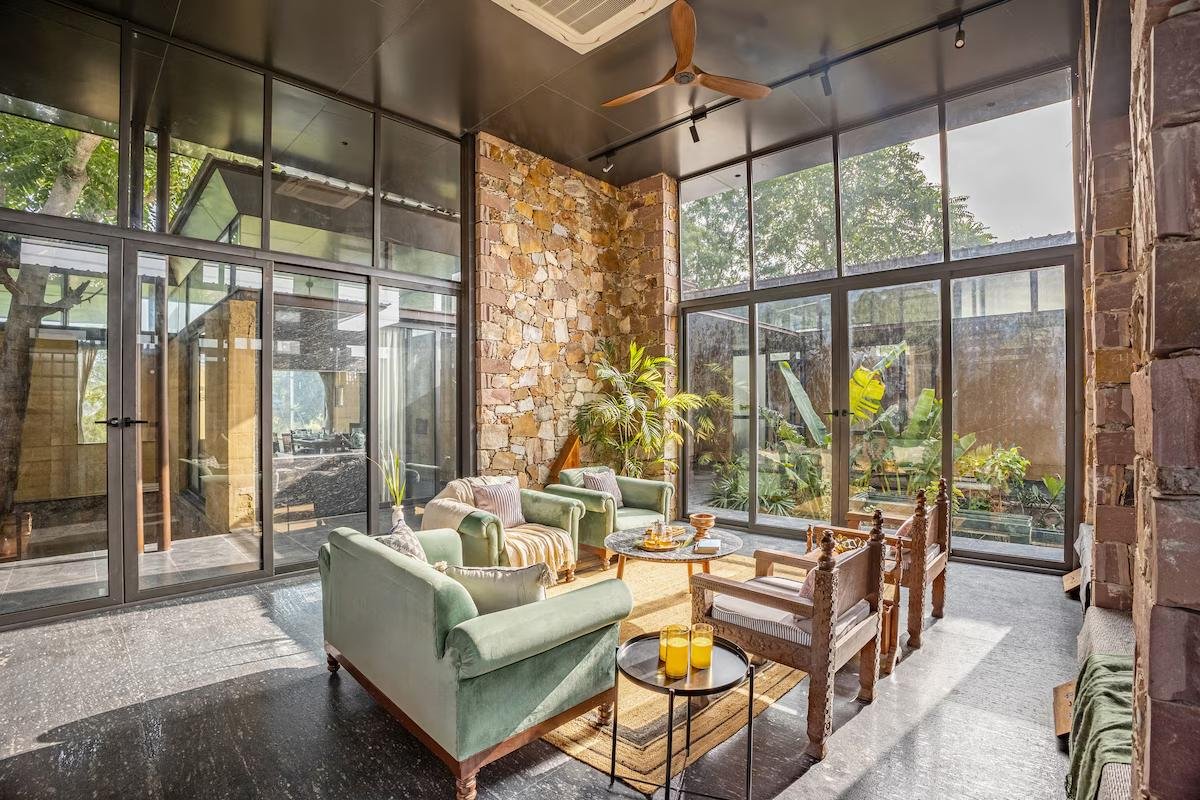 ELIVAAS Hari Bagh 4bhk x Solis Nature
