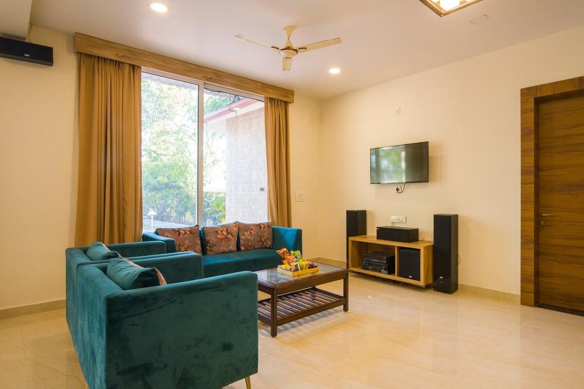 Alaya Stays Roohmon's Farm 5bhk x Solis Nature