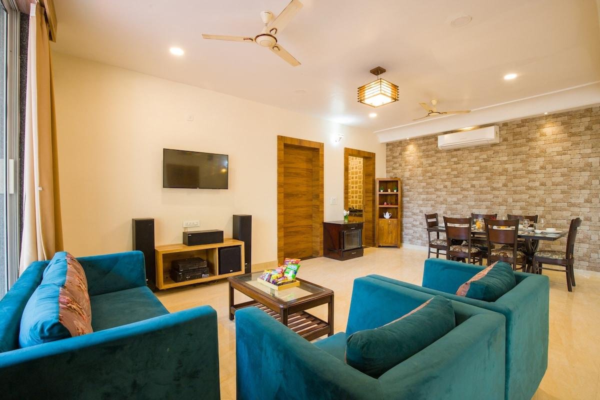 Alaya Stays Roohmon's Farm 5bhk x Solis Nature