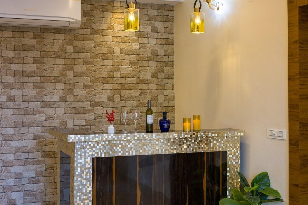 Alaya Stays Roohmon's Farm 5bhk x Solis Nature