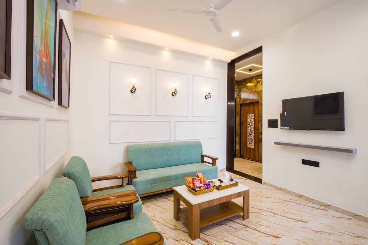 Alaya Stays Parvam Retreat  2 BHK x Solis Nature