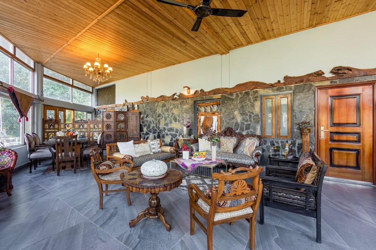 ELIVAAS Zephyr Timberhill Cottage Mussoorie 2BHK x Solis Nature