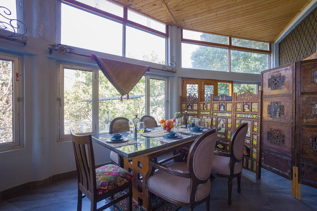 ELIVAAS Zephyr Timberhill Cottage Mussoorie 2BHK x Solis Nature