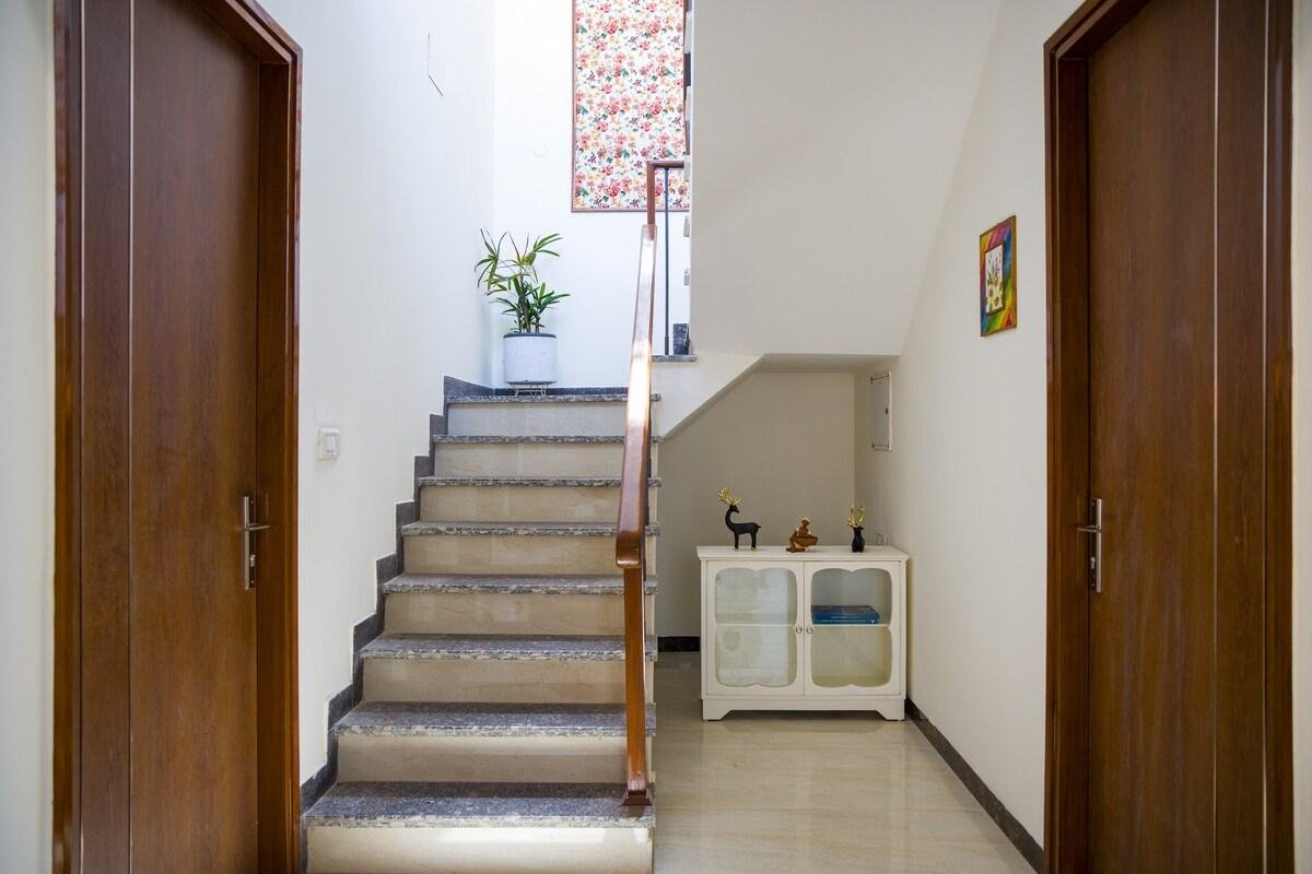 ELIVAAS Serenita Abode      3BHK x Solis Nature