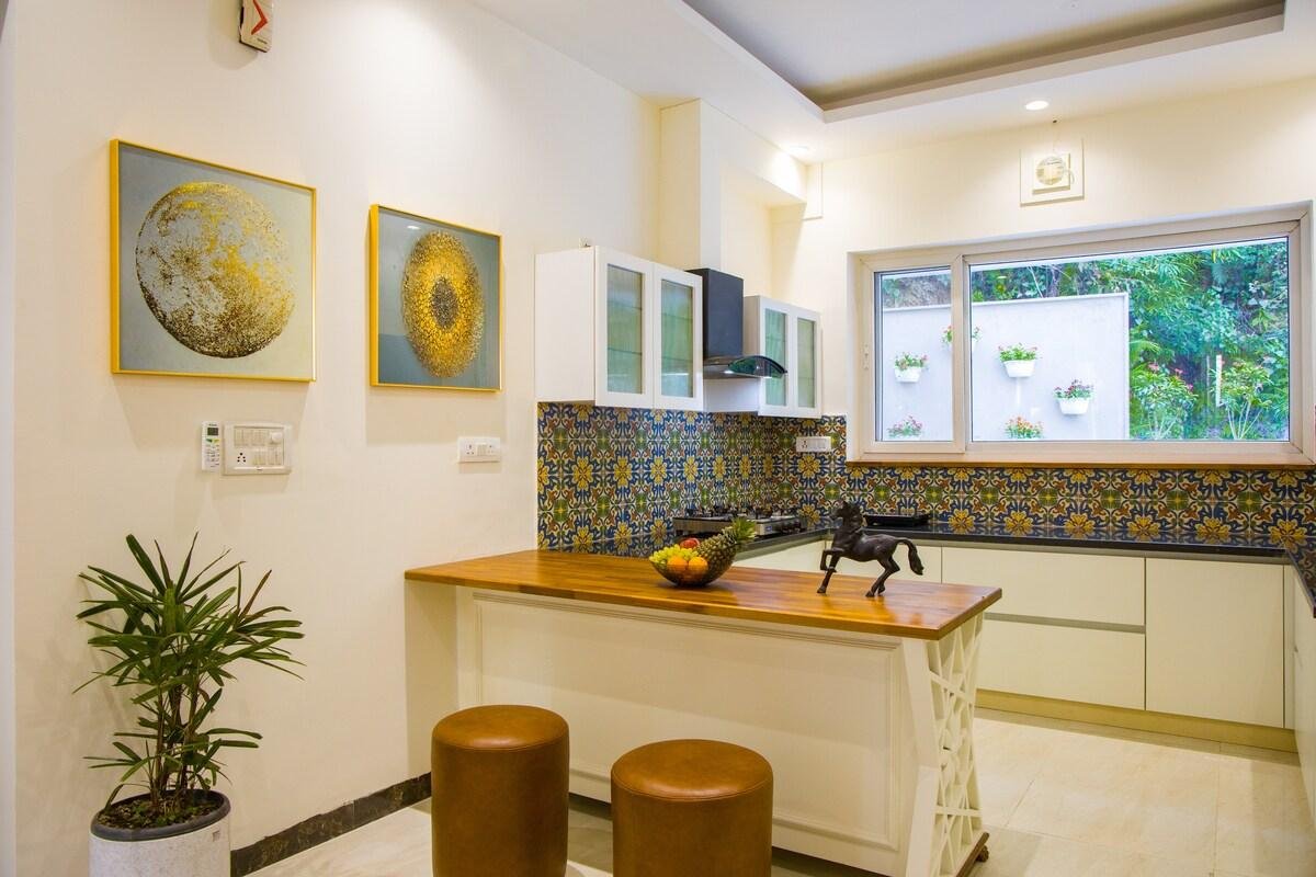 ELIVAAS Serenita Abode      3BHK x Solis Nature