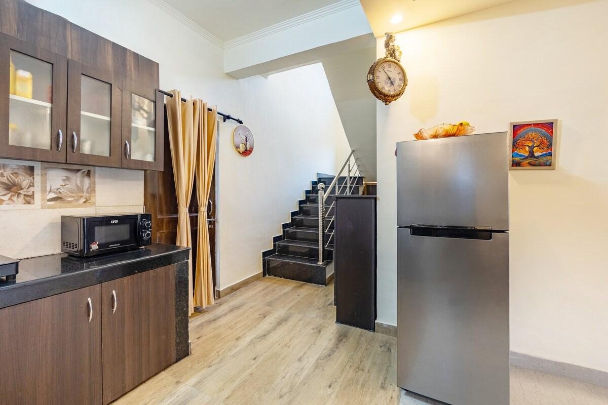 Alaya Stays Cozy Nest  2 BHK x Solis Nature