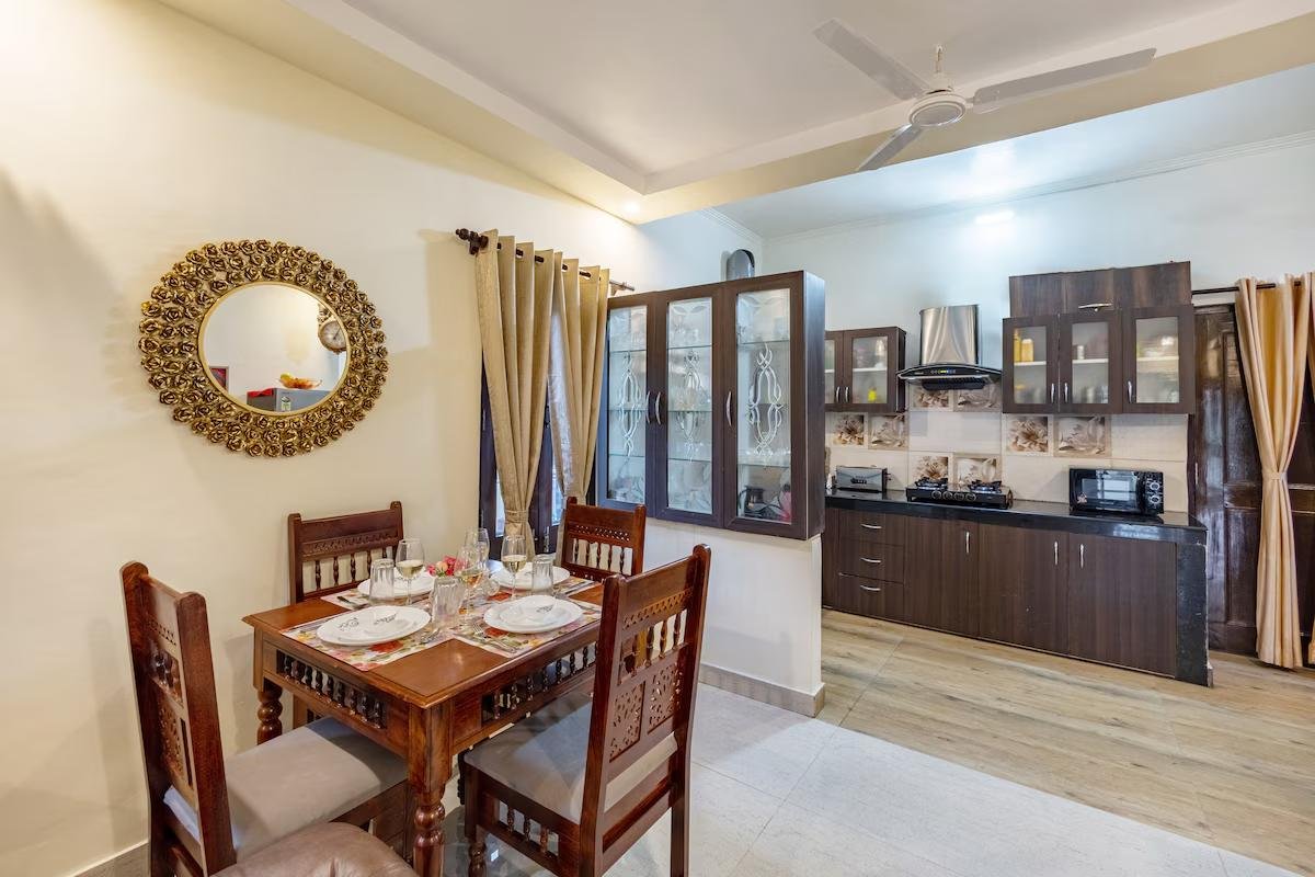Alaya Stays Cozy Nest  2 BHK x Solis Nature