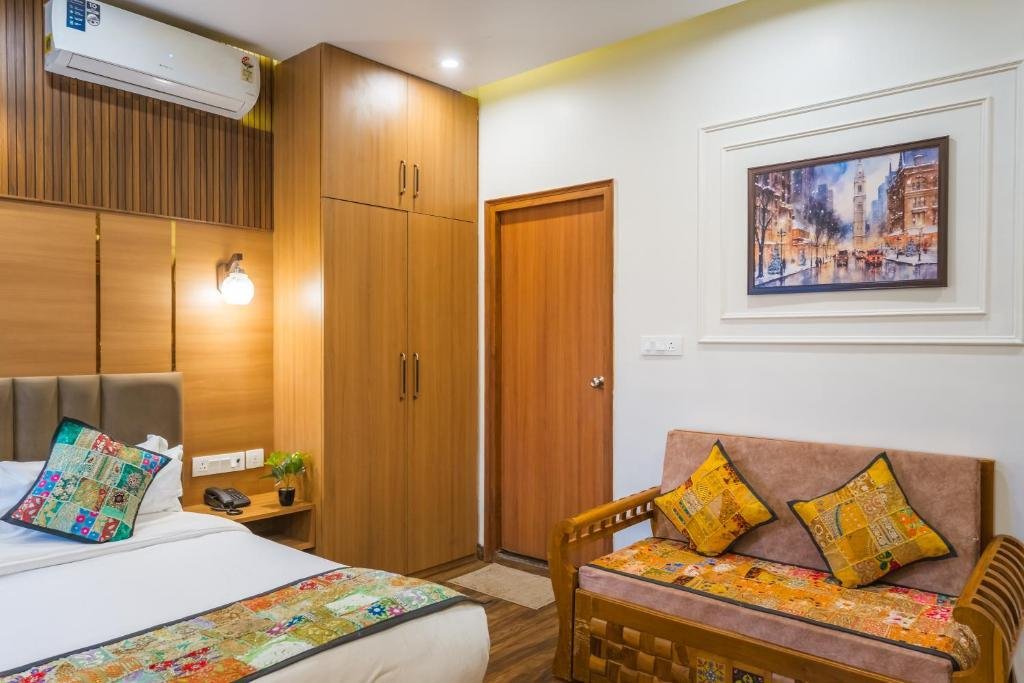 Tripli Hotels Vaidik Palace x Solis Nature