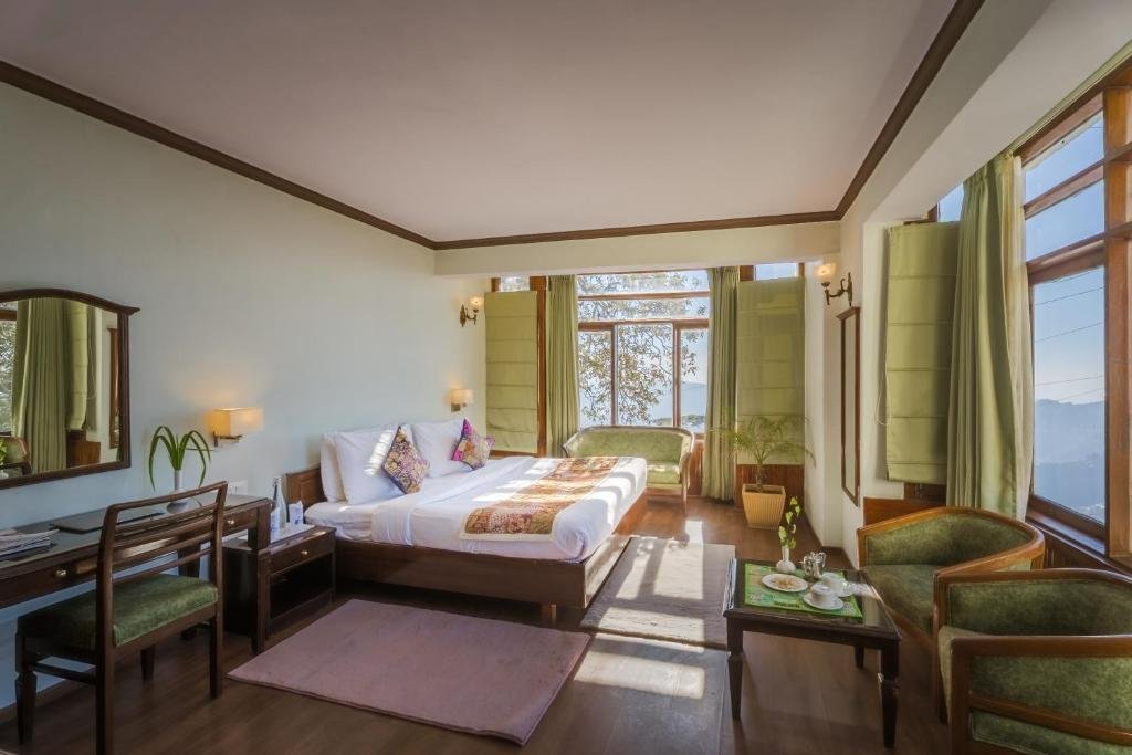 Tripli Hotels Le Royale, Shimla x Solis Nature