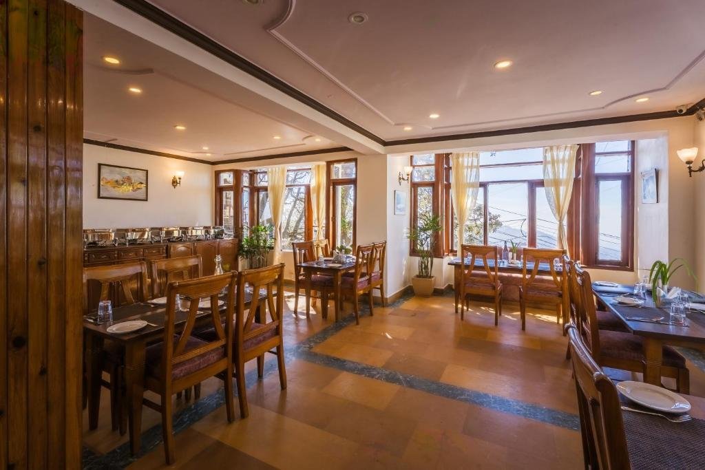 Tripli Hotels Le Royale, Shimla x Solis Nature