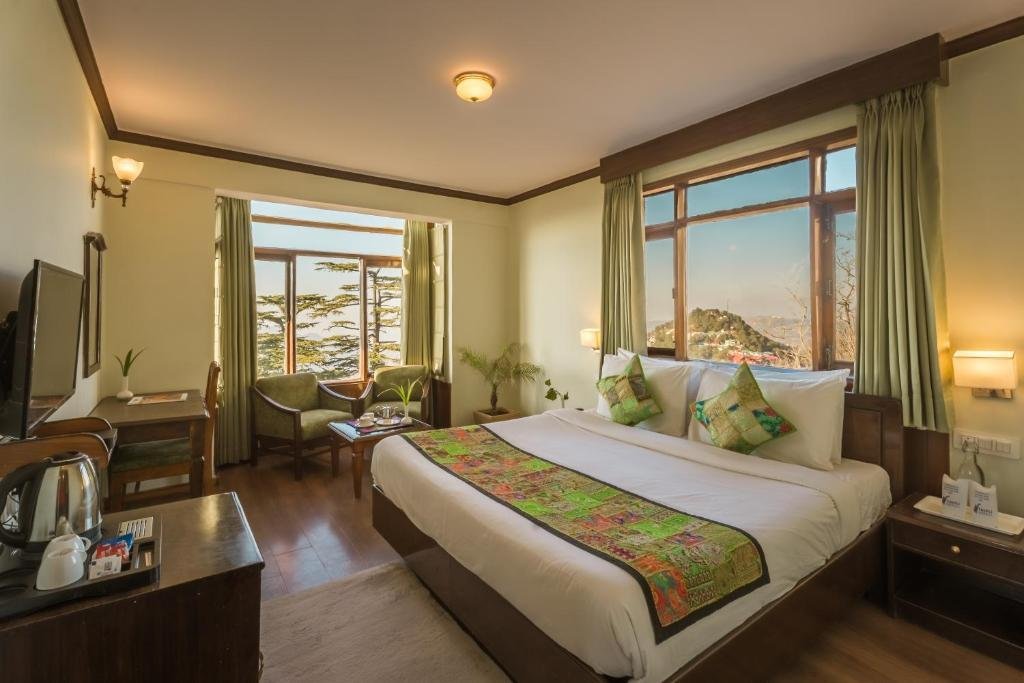 Tripli Hotels Le Royale, Shimla x Solis Nature