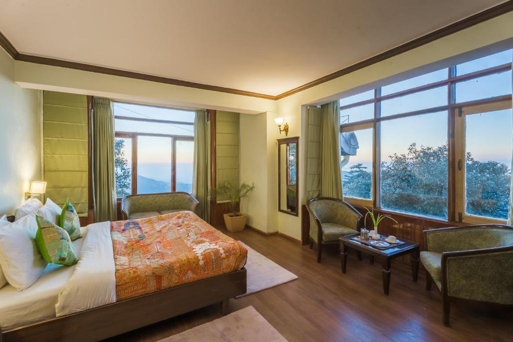 Tripli Hotels Le Royale, Shimla x Solis Nature