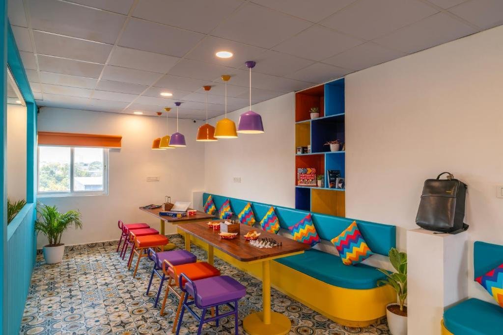 goSTOPS Bengaluru, Indiranagar -  - Private Rooms x Solis Nature