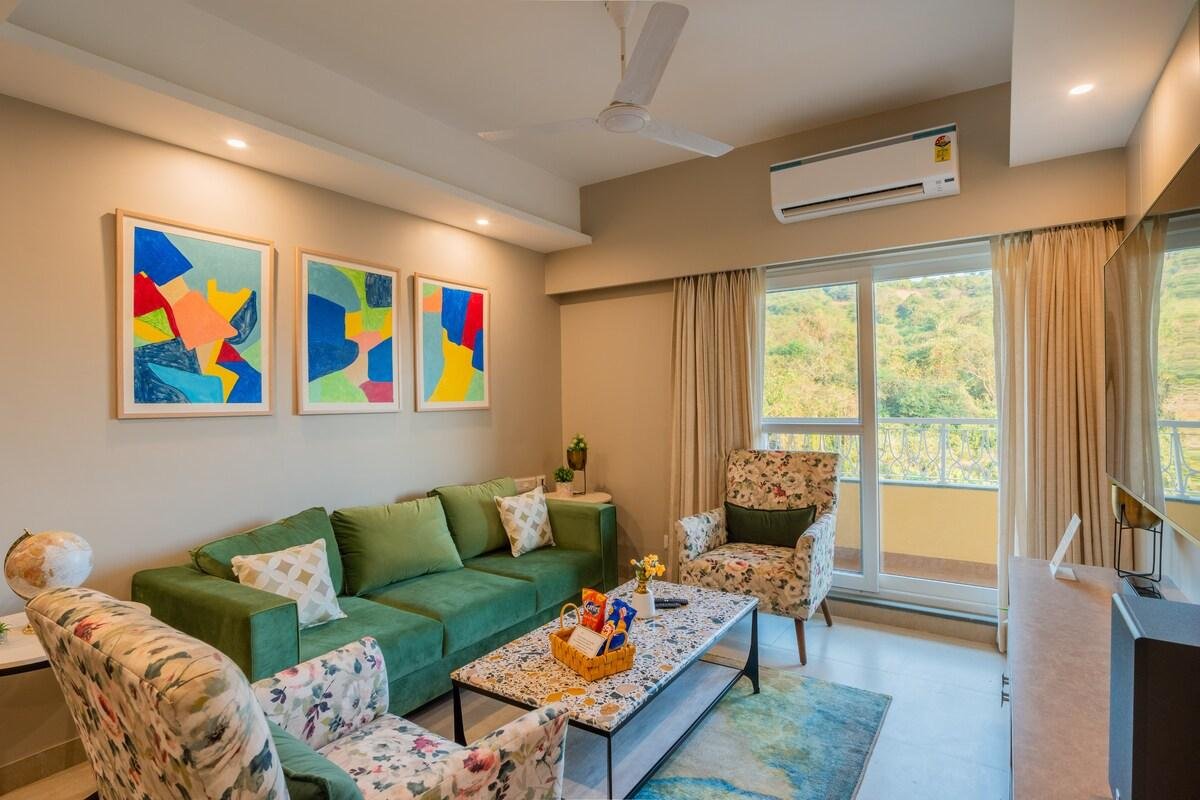 Alaya Stays Veera Marina Penthouse   3bhk x Solis Nature
