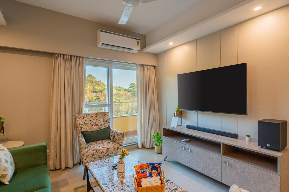 Alaya Stays Veera Marina Penthouse   3bhk x Solis Nature