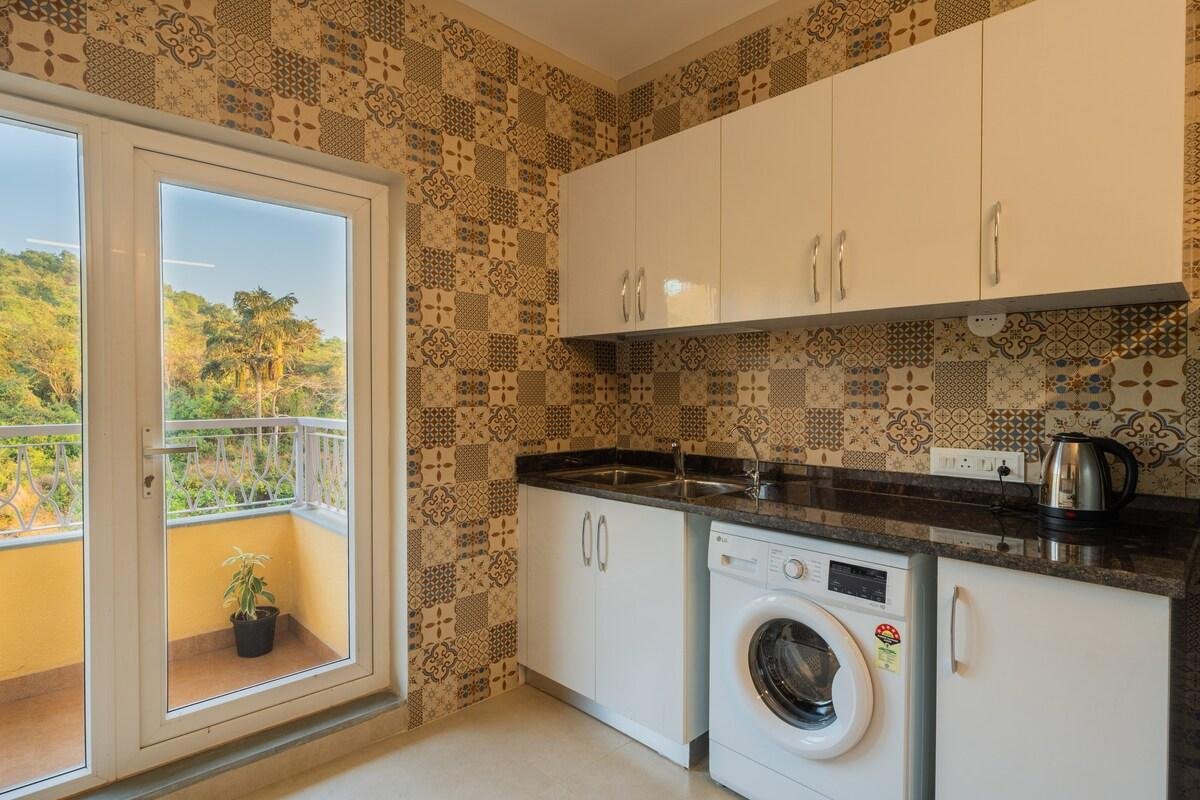 Alaya Stays Veera Marina Penthouse   3bhk x Solis Nature