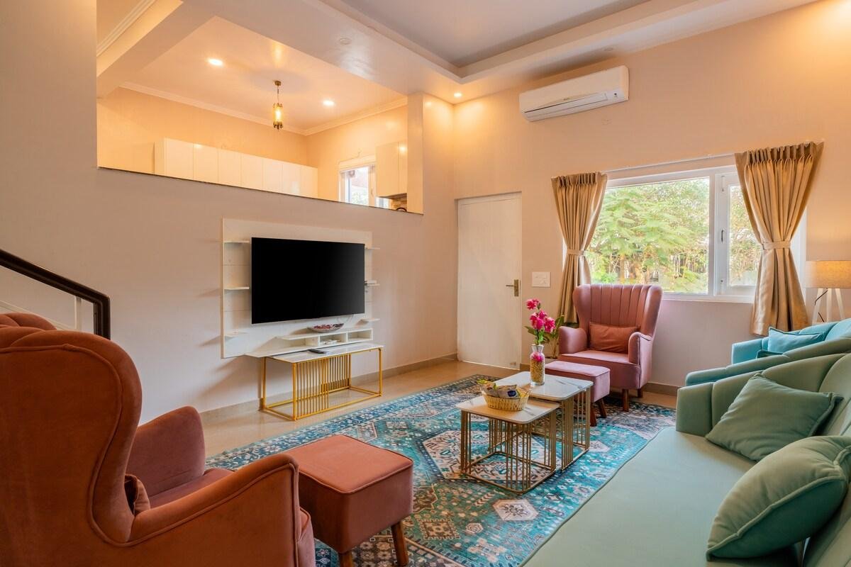 Alaya Stays Casa Bella Vista   3bhk x Solis Nature