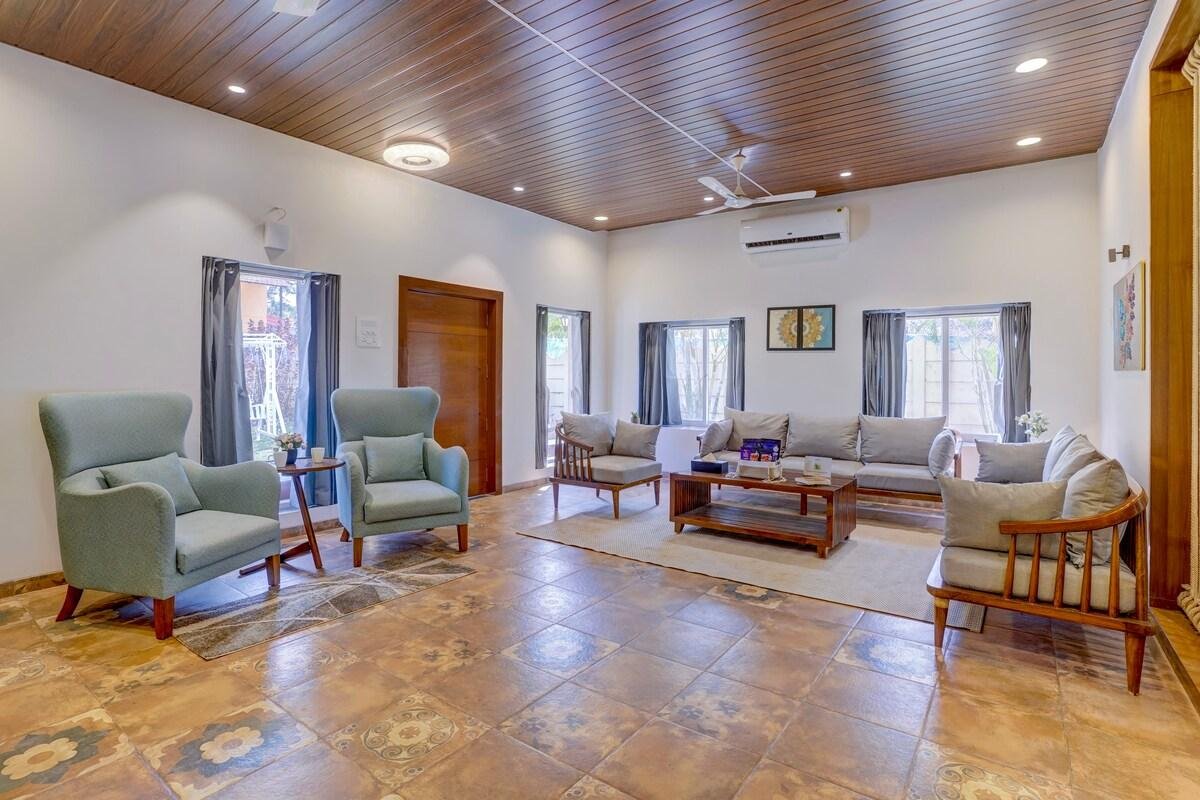 Lavender Crest | Pet- friendly 4-BHK Villa With Privat x Solis Nature