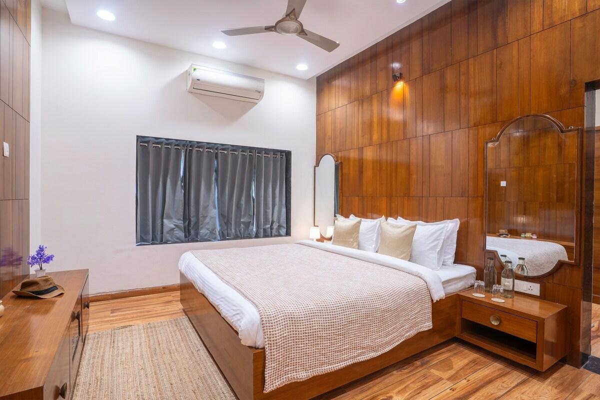 Lavender Crest | Pet- friendly 4-BHK Villa With Privat x Solis Nature