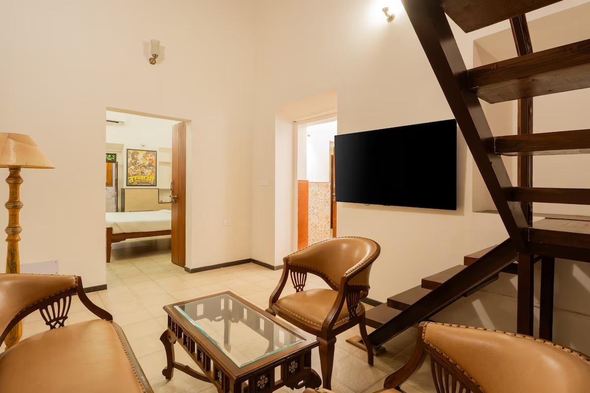 Alaya Stays Casa do Mar    4 bhk x Solis Nature