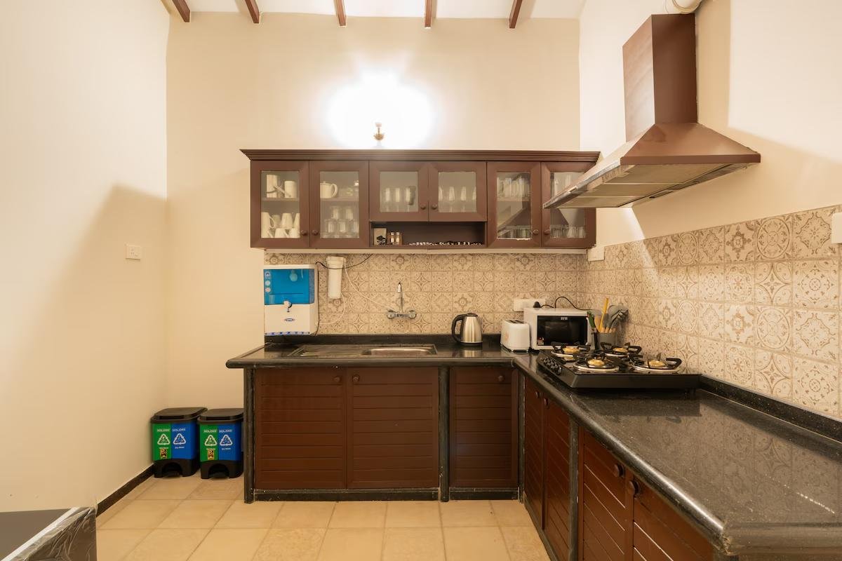 Alaya Stays Casa do Mar    4 bhk x Solis Nature