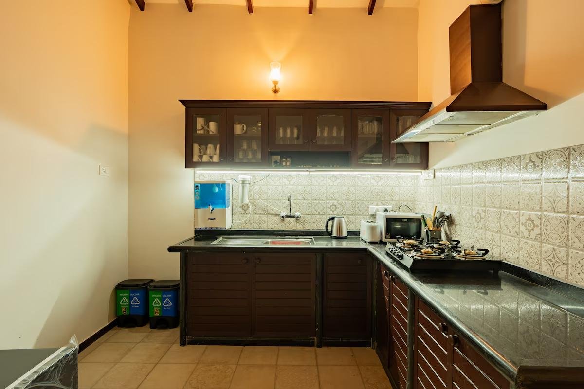 Alaya Stays Casa do Mar    4 bhk x Solis Nature