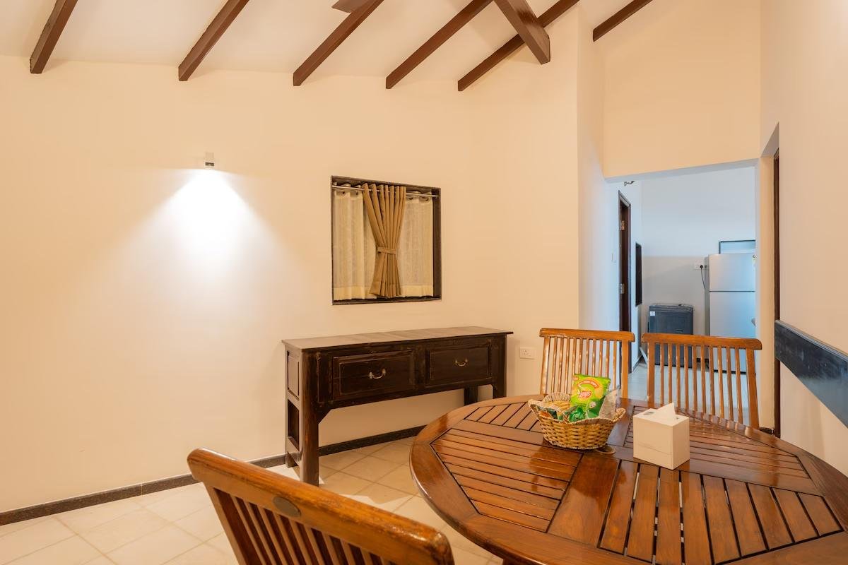 Alaya Stays Casa do Mar    4 bhk x Solis Nature