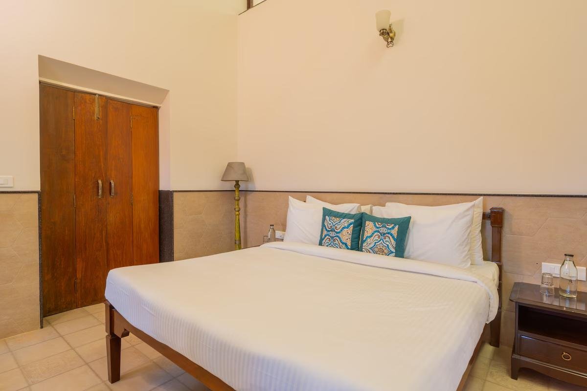 Alaya Stays Casa do Mar    4 bhk x Solis Nature