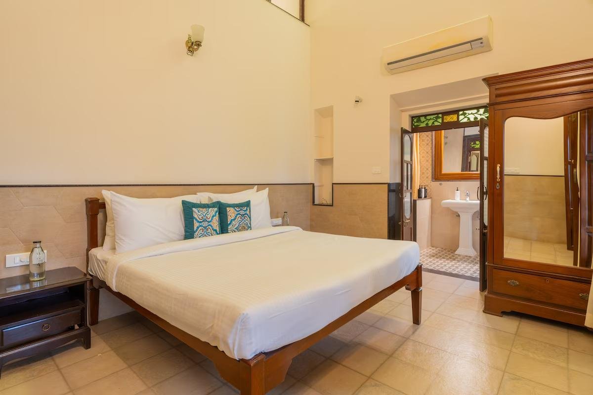 Alaya Stays Casa do Mar    4 bhk x Solis Nature