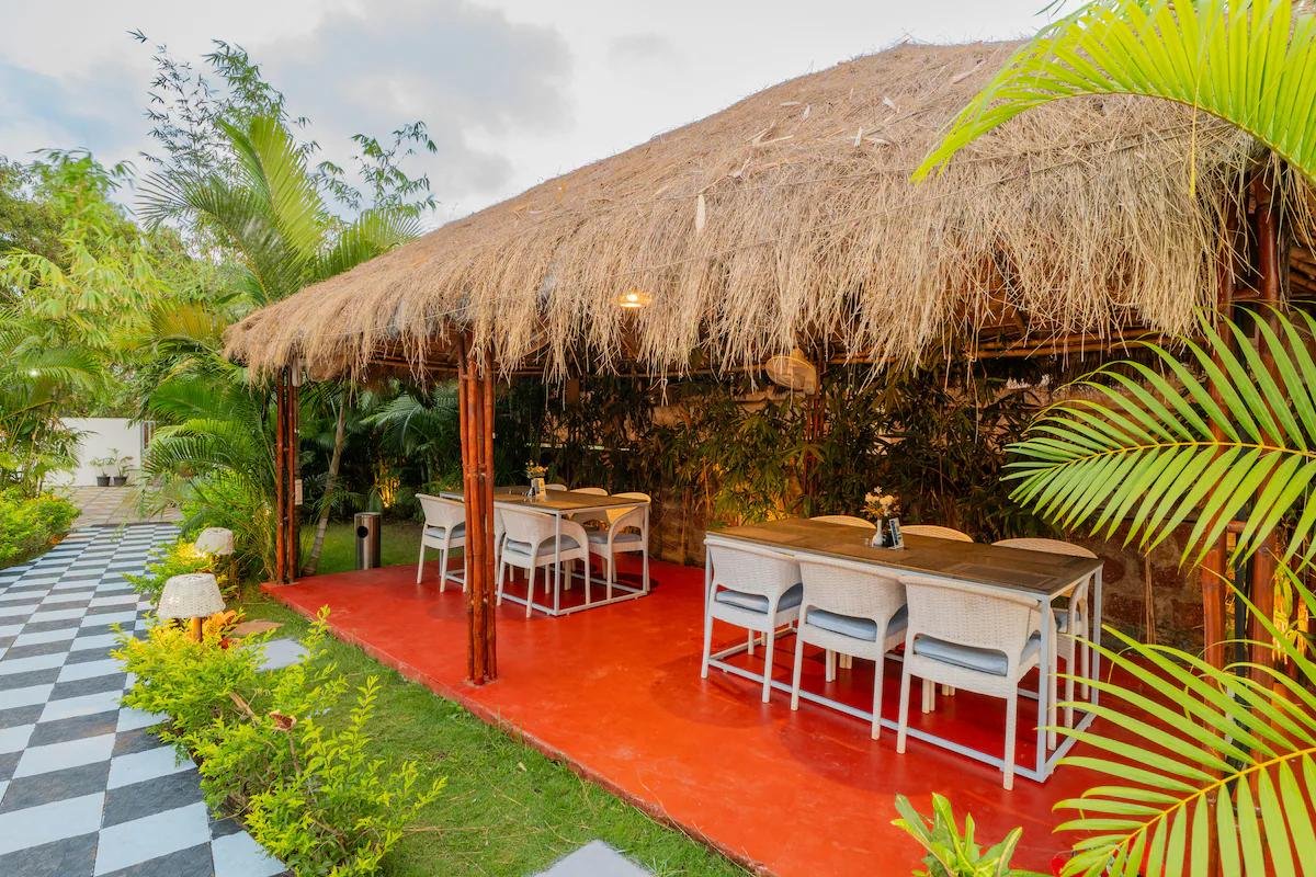 Alaya Stays, Gracias Aquora      1 bhk x Solis Nature