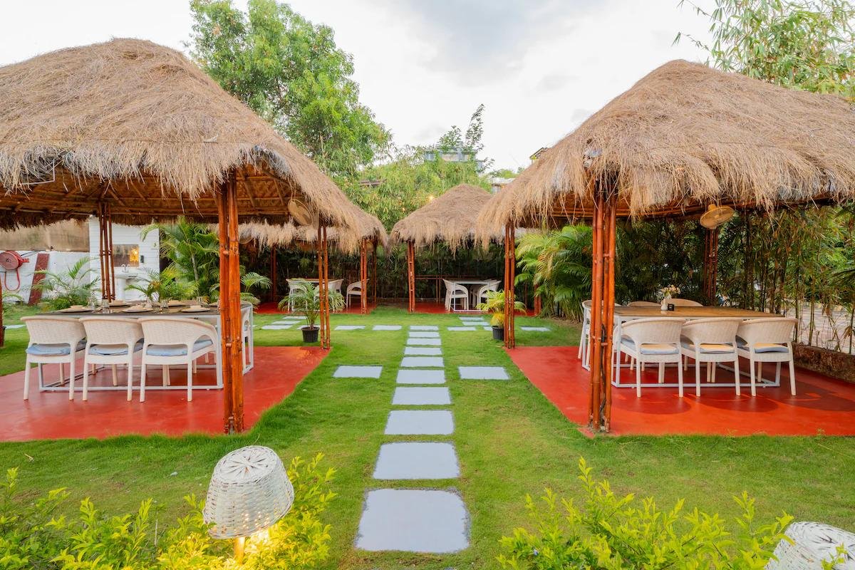 Alaya Stays, Gracias Aquora      1 bhk x Solis Nature