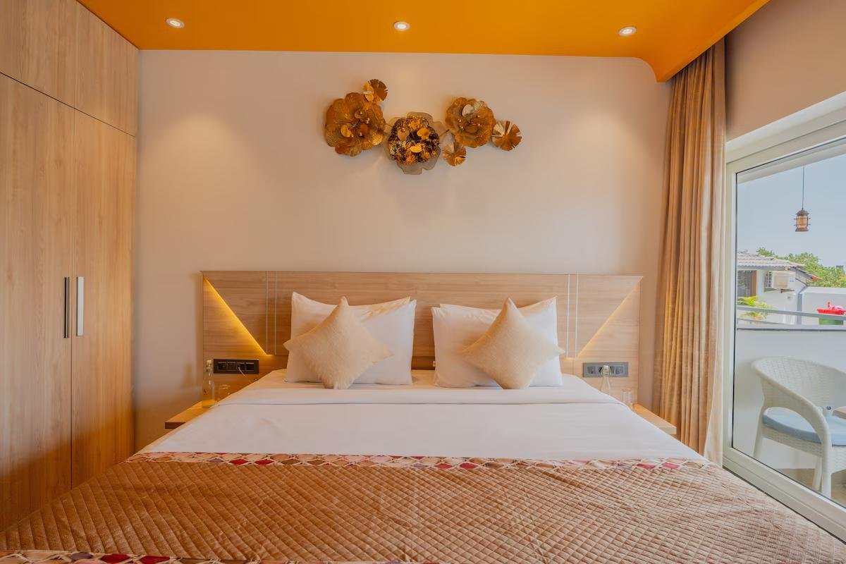 Alaya Stays, Gracias Aquora      1 bhk x Solis Nature