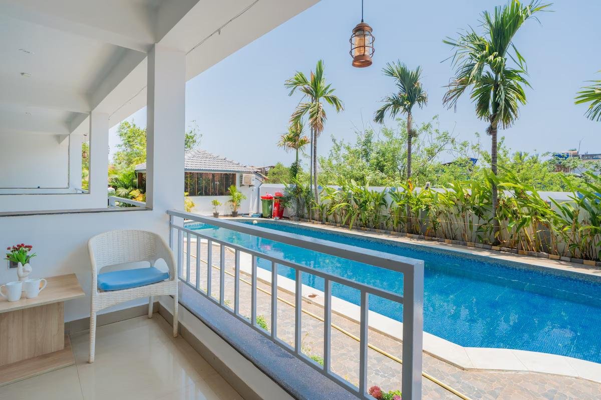 Alaya Stays, Gracias Aquora      1 bhk x Solis Nature