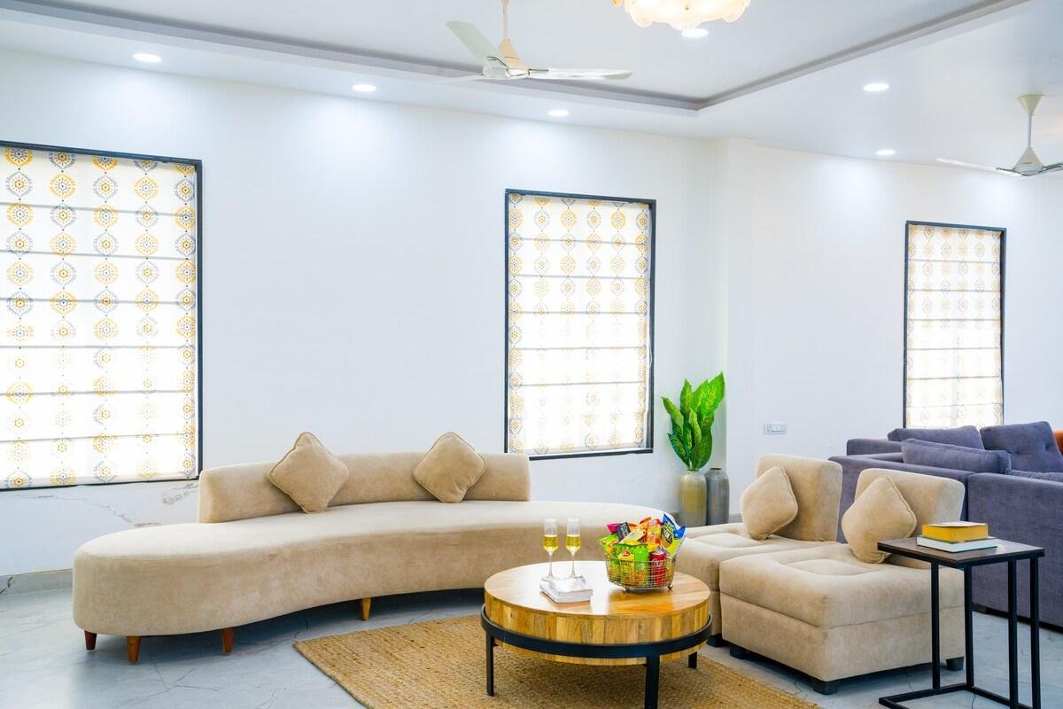 ELIVAAS AdhiVa Retreat   5 bhk x Solis Nature