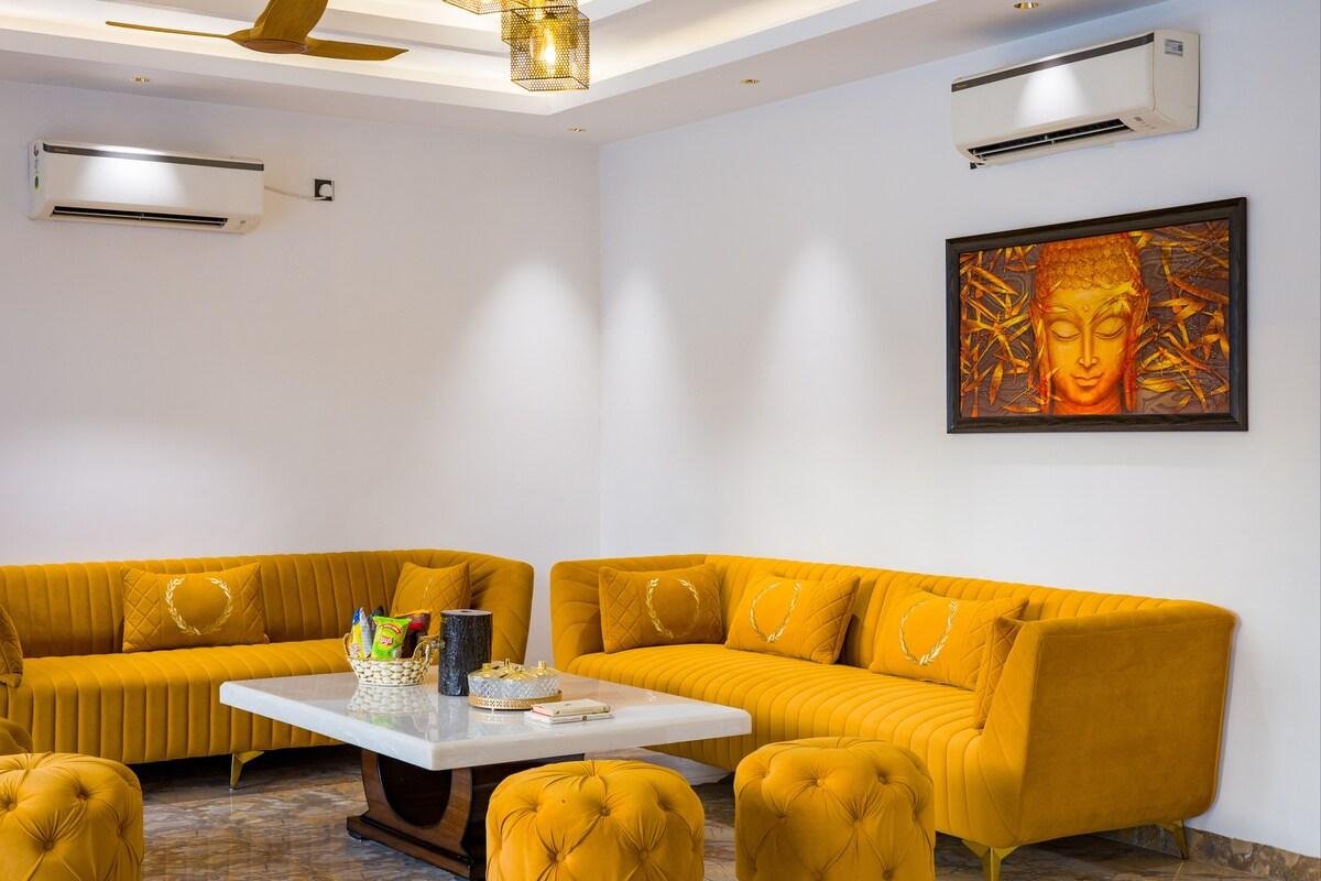 ELIVAAS Sanisa Farm  3 bhk x Solis Nature