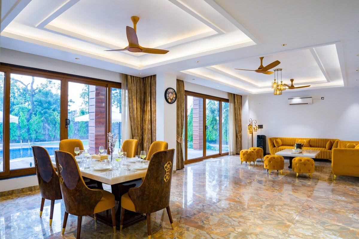 ELIVAAS Sanisa Farm  3 bhk x Solis Nature