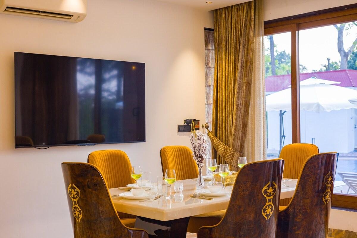ELIVAAS Sanisa Farm  3 bhk x Solis Nature