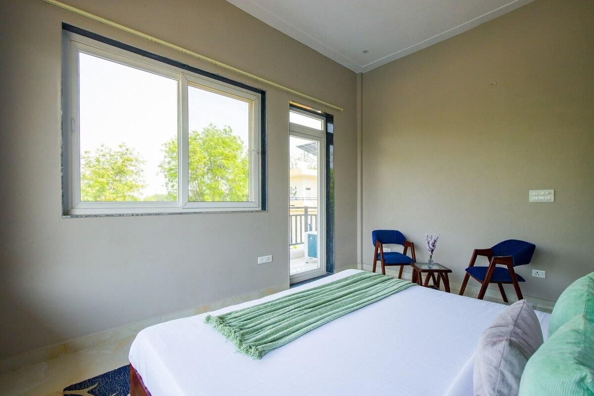 ELIVAAS Amber Villa 3 bhk x Solis Nature